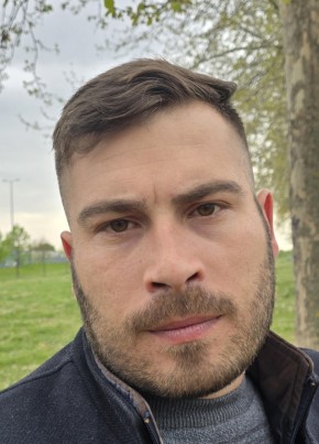 Tomislav из Osijek 29 лет