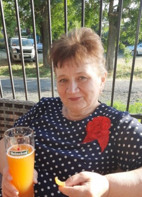 Галина, 66, Россия, Ейск