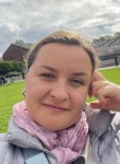 Elena, 44, Yekaterinburg