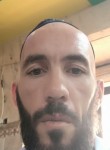Houari, 40, Oran