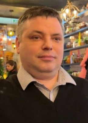Михаил из Санкт-Петербурга 46 лет