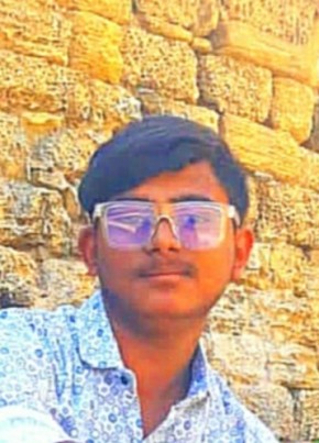 Prince, 18, India, Ahmedabad