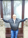Юрий, 55 лет, Псков