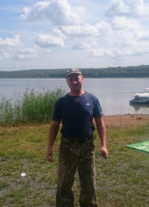 Вадим, 44, Россия, Трудовое