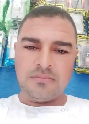 احمد из القاهرة 40 лет