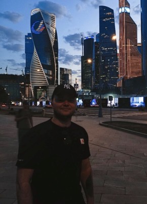 Валера из Москвы 26 лет
