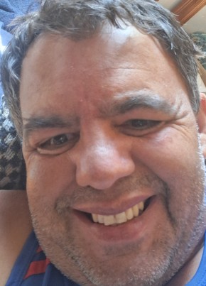 Everson из Promissão 46 лет
