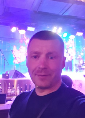 Юрий, 42, Россия, Санкт-Петербург