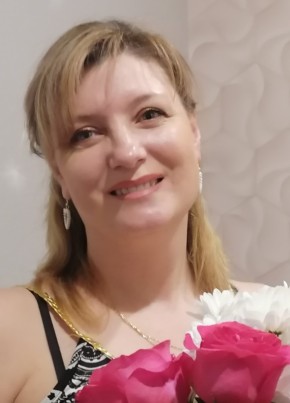 Оленька, 42, Россия, Нижний Новгород