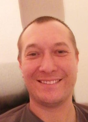 Александр, 40, Россия, Сургут