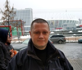 Сергей, 48 лет, Milano