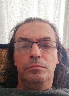 Junior из Curitiba 49 лет