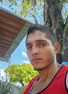 Estiven из Cartago 27 лет