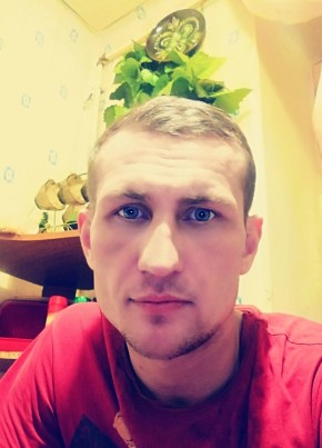 Максим, 30, Россия, Татарск