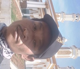 edi s, 45, Bengkulu