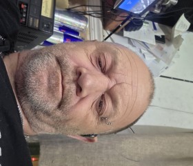 Ian, 54, Stoke-on-Trent