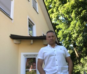 Evgeny, 55, Munich