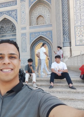 Omar Hussein из Toshkent 24 года