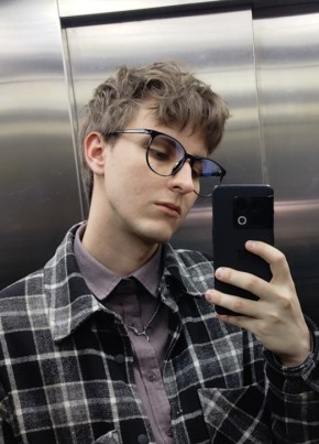 Grigory из Новороссийска 26 лет