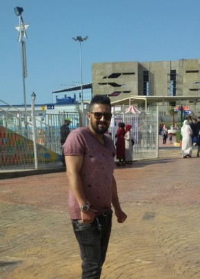 Hamza, 36, People’s Democratic Republic of Algeria, Mostaganem