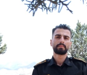 RezaRafiee, 32, Rasht