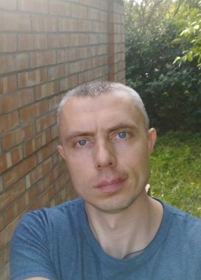 Василий, 37, Россия, Сальск