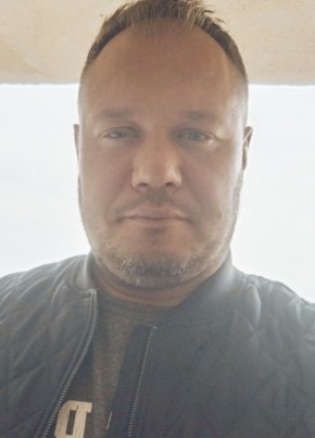 Александр из Десногорска 43 года