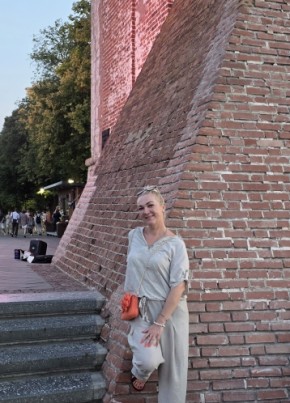 Elena из Симферополи 47 лет