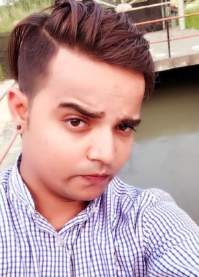Puney, 36, India, Delhi