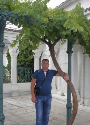 Oleg, 43, Russia, Belgorod