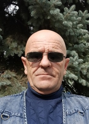 ВАСИЛИЙ из Еманжелинския 57 лет