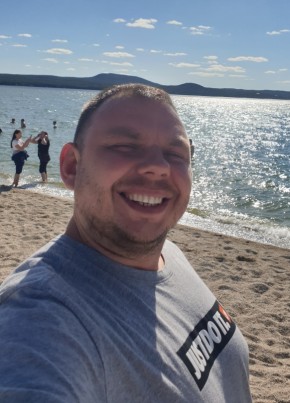 Sergey, 44, Russia, Khanty-Mansiysk