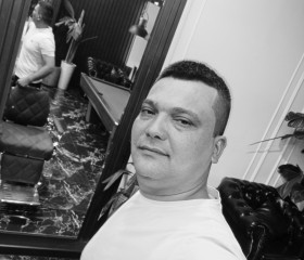 Ixtiyor Ravshano, 35, Moscow
