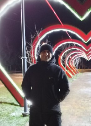 Vitaliy, 40, Russia, Suzyomka