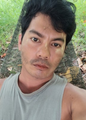 Moezaw из Rangoon 32 года