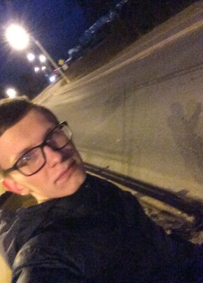 Макс, 25, Россия, Луга