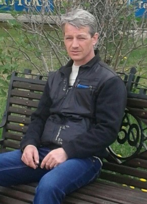 Анатолий, 54, Россия, Северобайкальск