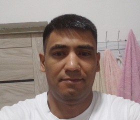 Bobur, 37, Tashkent