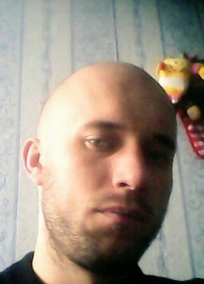 владимирович, 35, Россия, Севск
