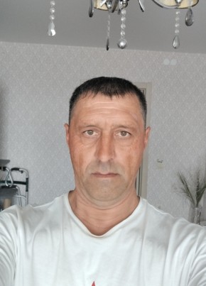 Дмитрий из Омска 50 лет