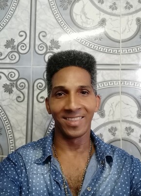 Yunier, 44, República de Cuba, La Habana