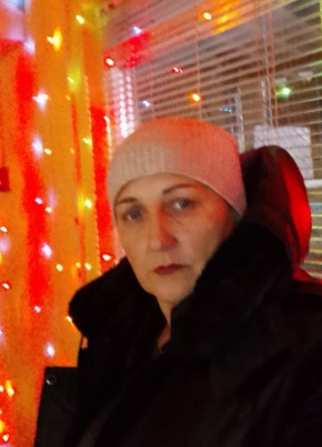 Татьяна, 49, Россия, Узловая