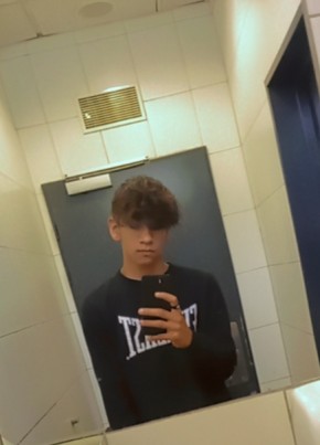 Nikolas, 18, Česká republika, Praha