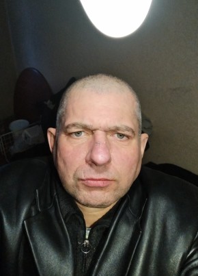 DENIS, 49, Россия, Междуреченск