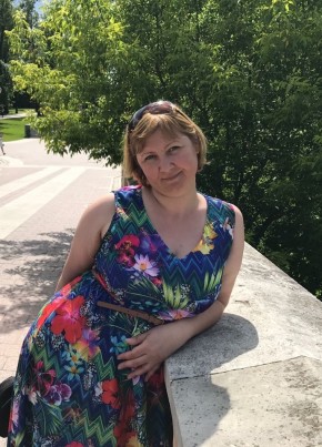 Алёна, 47, Россия, Москва