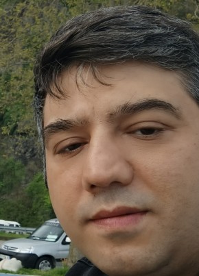 Onur из Ankara 36 лет