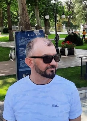 Александр из Елабуги 42 года