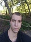 Sergey, 27, Simferopol