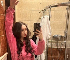 Nadiia, 19, Krakow