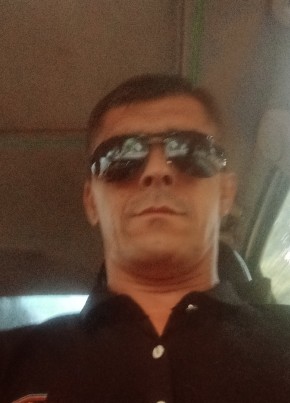 İhtiyar Hakverdi, 46, Azərbaycan Respublikası, Gəncə